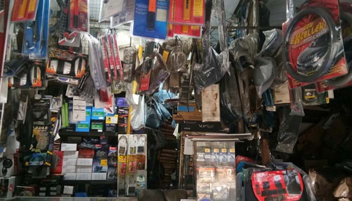 Mall Baru vs Tradisi Parcel Lebaran: Siapa yang Akan Menang di Cilacap?
